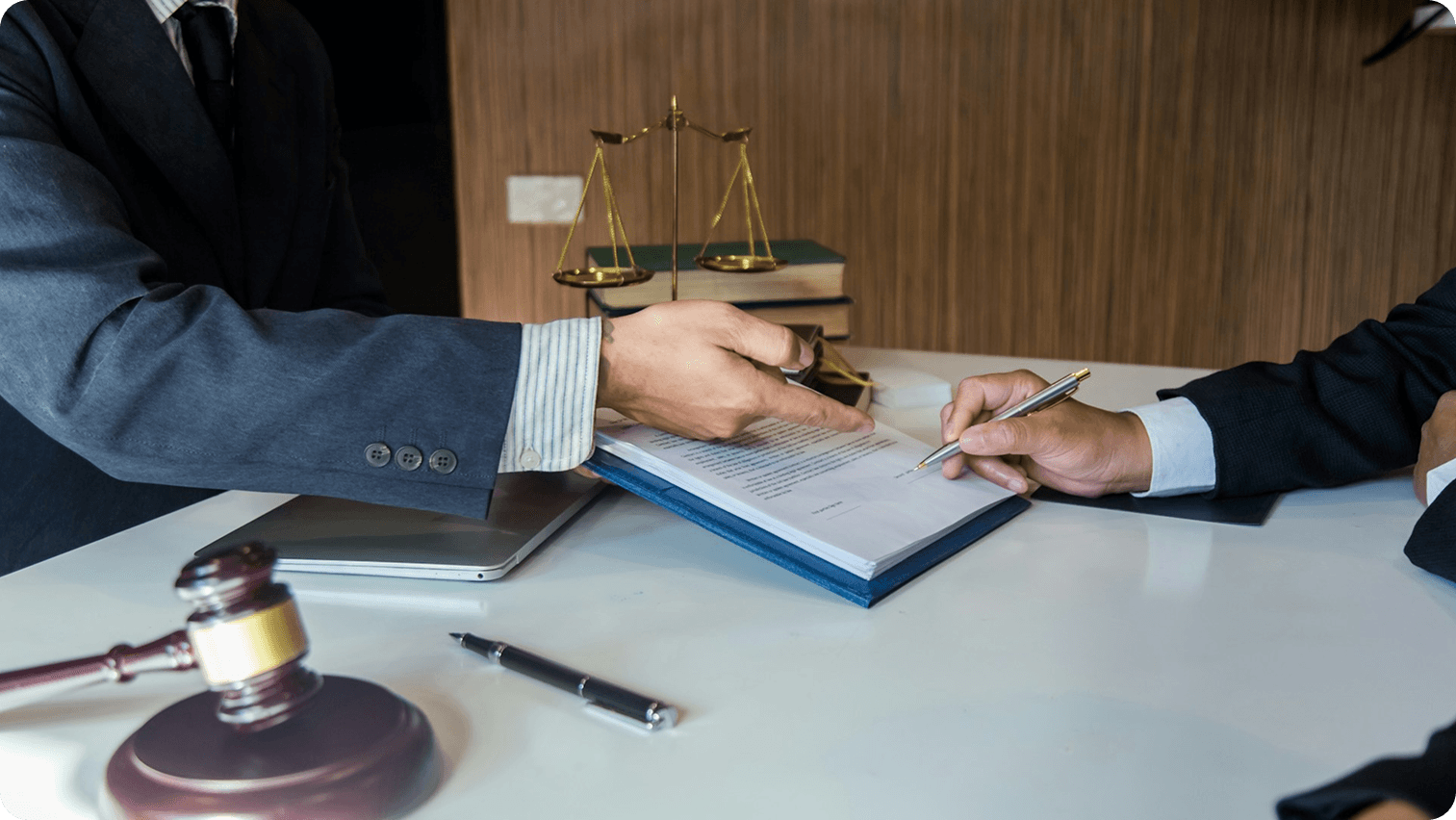 Lawyer Marketing: Which Channel Drives the Highest Client Conversion?